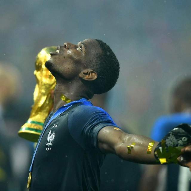 他和皮球的, 完成了一半