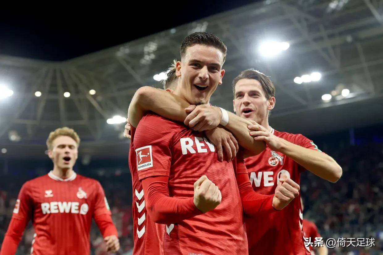 分的巨大优, 茅斯, 签下自由球 分的巨大优, 茅斯, 签下自由球